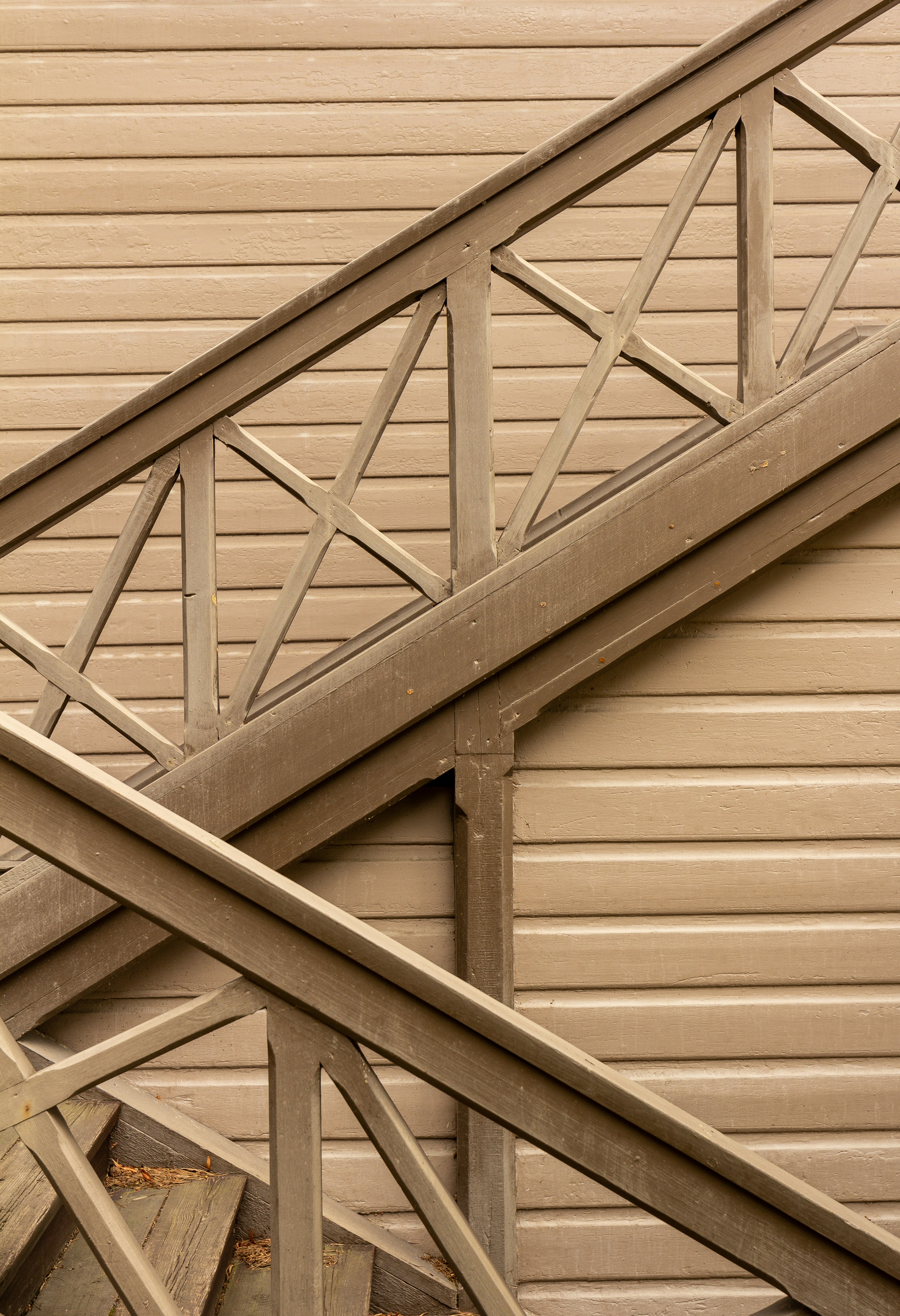 brown wooden fence during daytime